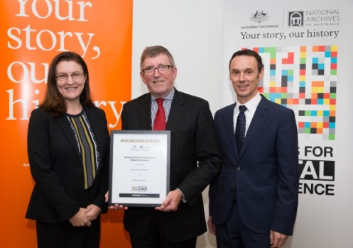 Warwick Soden and Megan O'Brien receiving the award